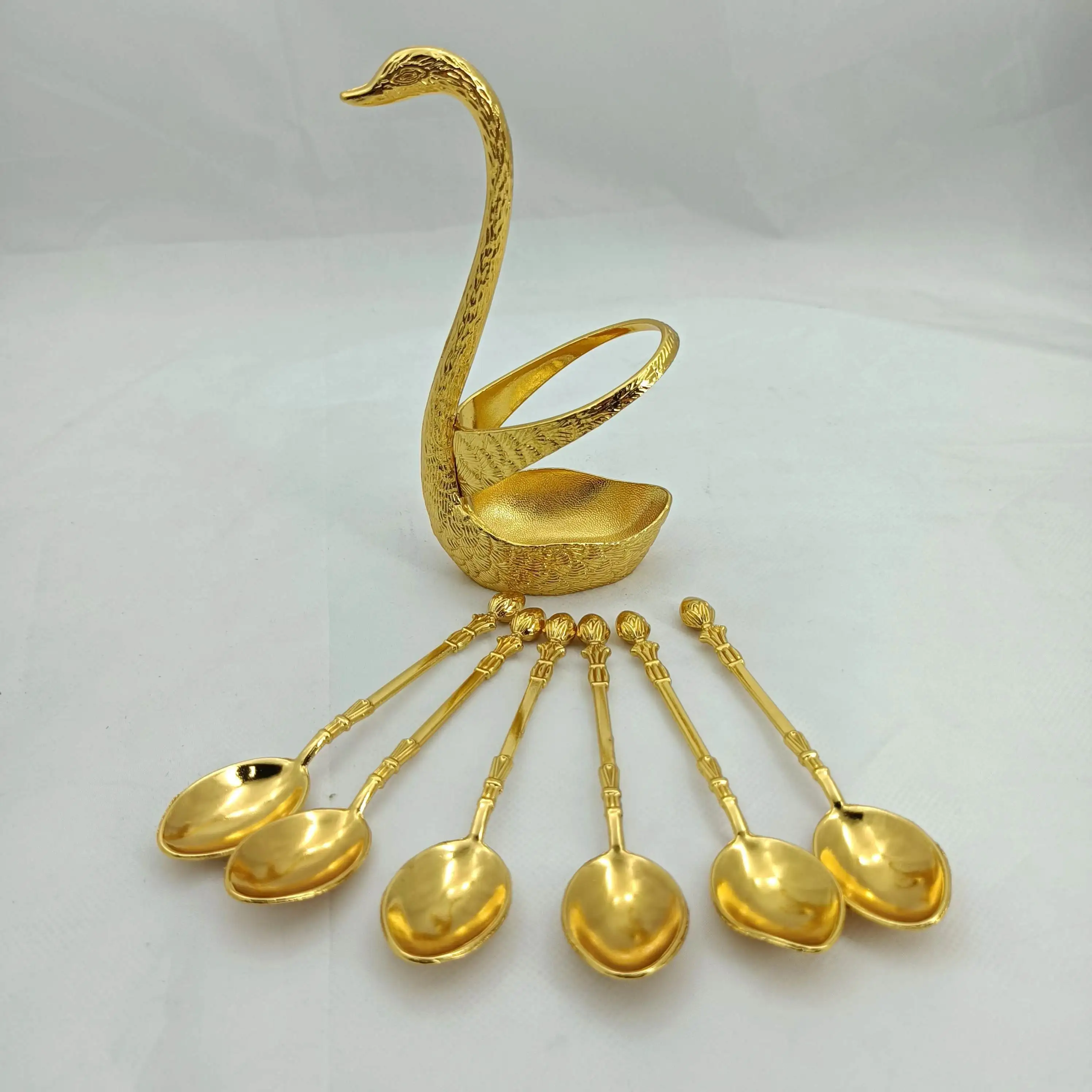Silver Golden Swan Pattern Kitchen Utensils Table Decoration Cygnus Salad Dessert Forks Coffee Spoon Stand Set