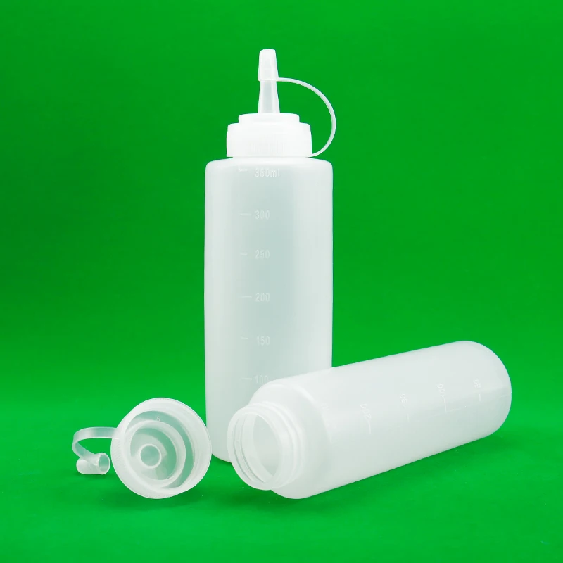 Large sauce squeeze bottle Oil Barbecue Sauce Bottle food grade packaging with Piping Nozzle