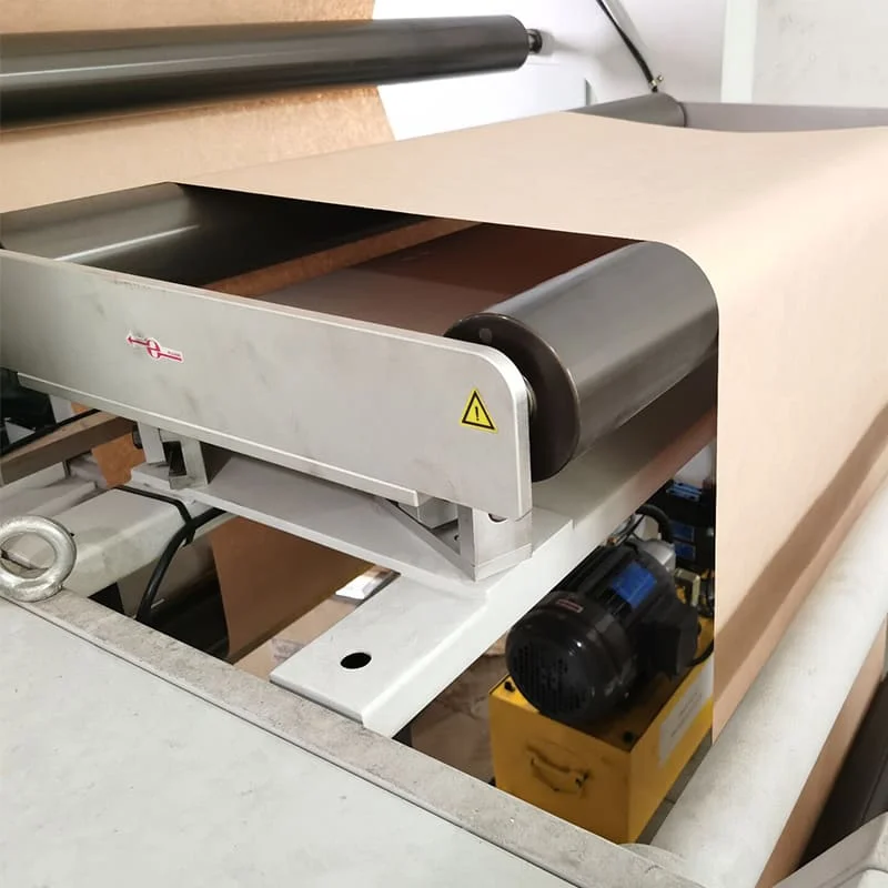 Полностью автоматическая машина для производства пакетиков из крафт-бумаги