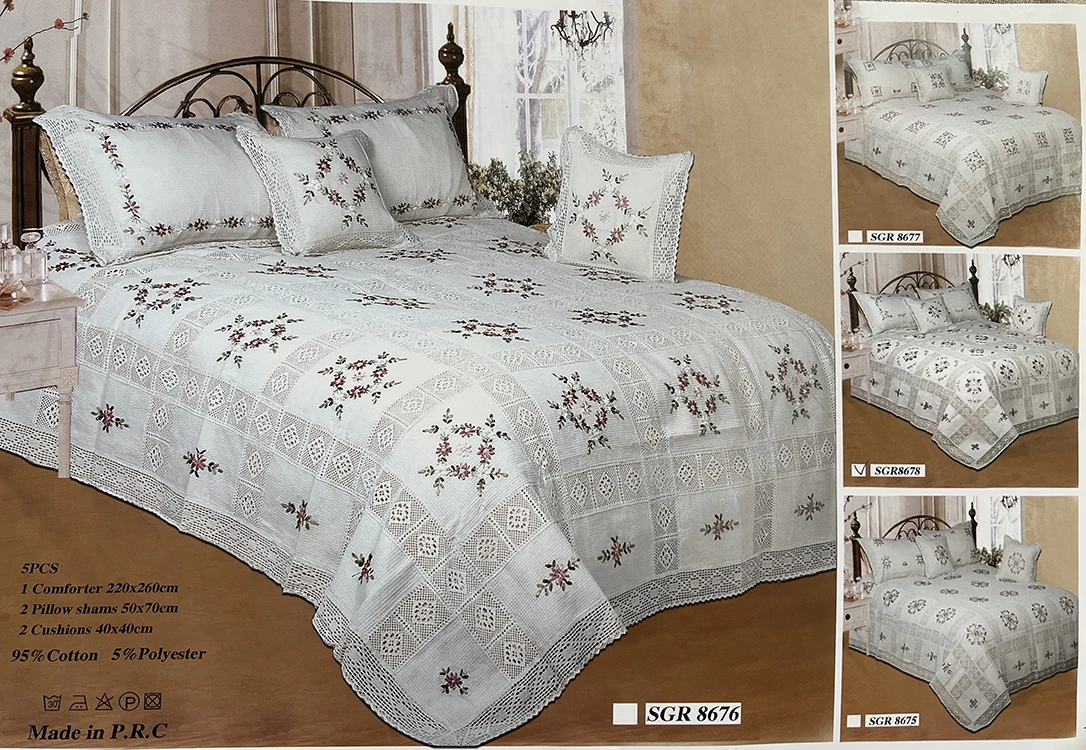 パッチワーク レース 刺繍 ハンドメイド キルトベッドカバー 縦199 横187 パッチワーク レース 刺繍 ハンドメイド キルトベッドカバー 縦199 横