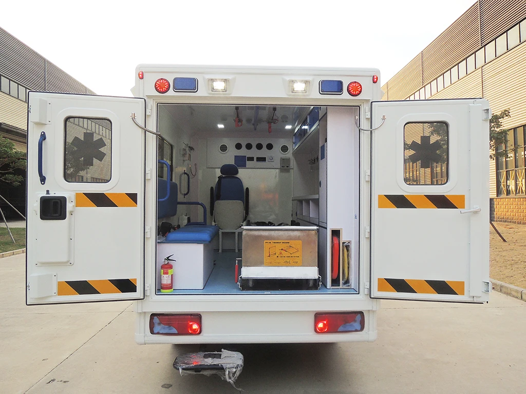 4x4 FOTON Ambulance Vehicle Emergency Monitoring Emergency Medical Hospital Ambulance Car Price for Sale