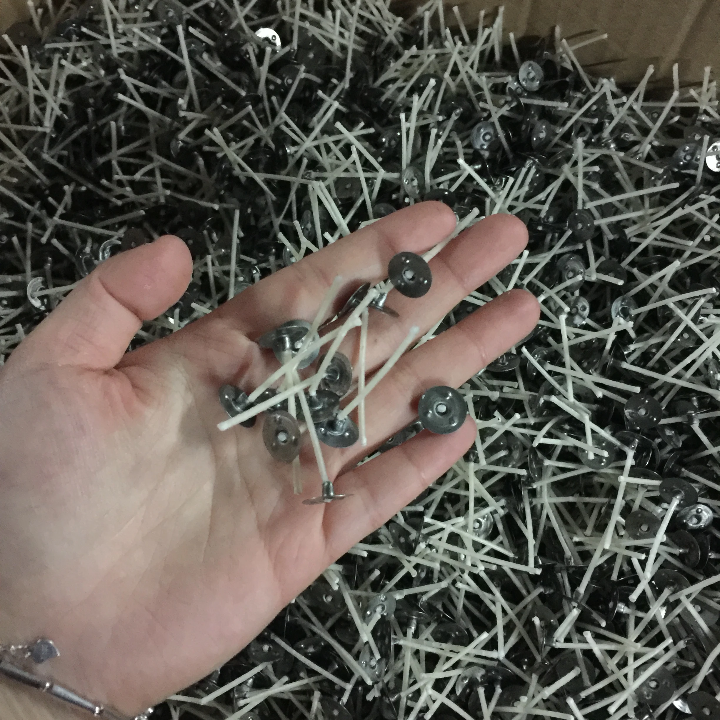 China Candle Factory Manufacture Wick Holder / Wick Sustainer / Wick