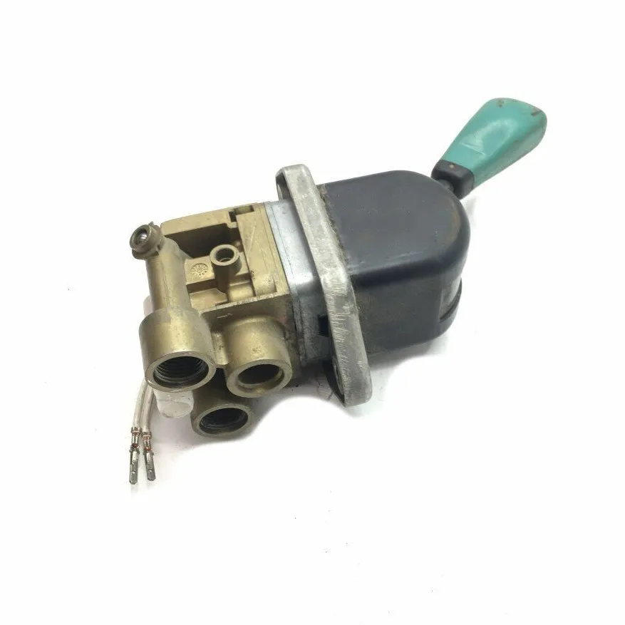 VIT Truck Spare Parts Parking Brake Valve 9617234260 1524308  81523156183 81523159183 2V5607329B supplier