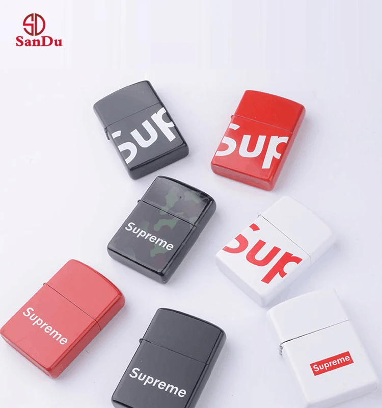 
2021 Заводская шелковая Зажигалка для курения оптом Горячая Распродажа дешевая черная металлическая зажигалка для бензинового масла многоразовая 