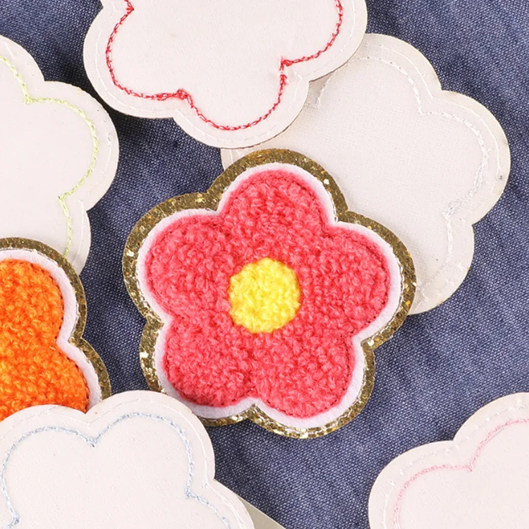 Promotional Rhinestone Pearl Cute Glitter Kawaii Woven Patch Beads Sequins Iron on Flower Embroidery Patches for Clothes