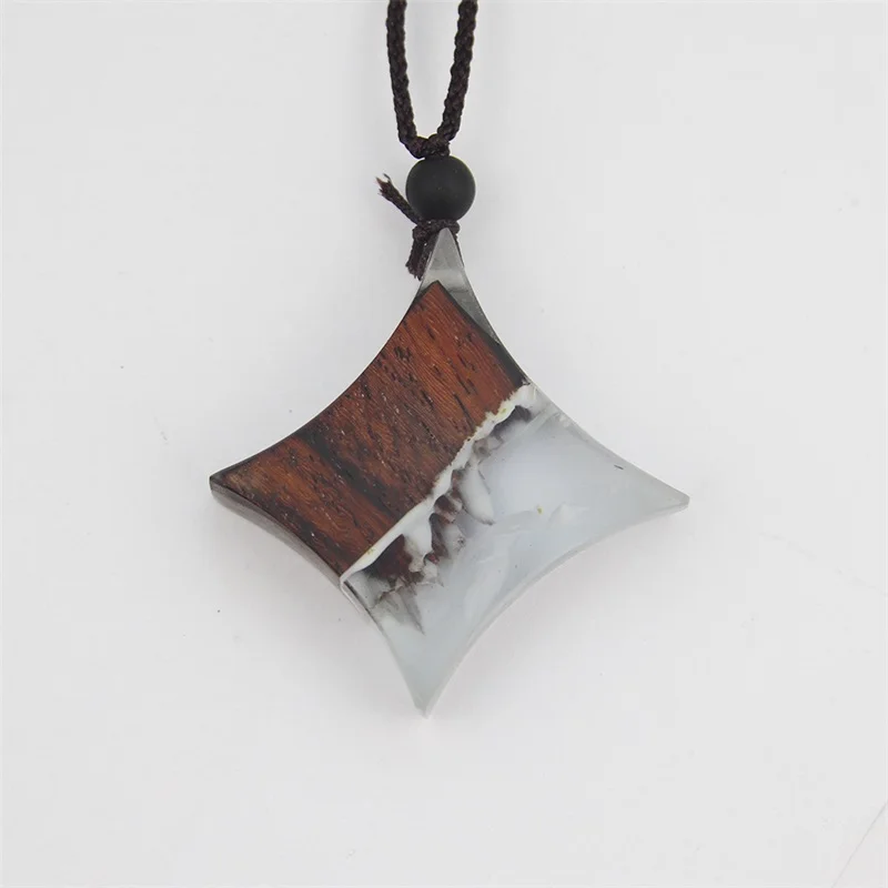 Wooden Necklace - Stylish Korean Traditional Necklace Hahoetal Made of Wood  (Yangban, Kaksi, Sonpi, Imae, Bune) for Men Woman