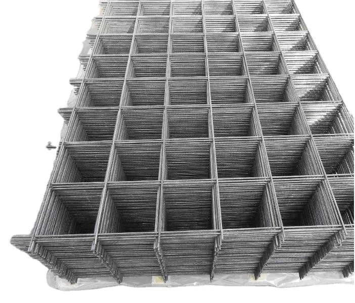 Green Color PVC Coated  Wire Mesh Galvanized Welded Wire Mesh for Garden Fence Roll