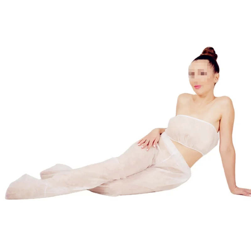 In Stock Disposable Nonwoven Sauna Bikini Set (Bra Panties Thongs) for Spa Conveniently Disposable Underwear factory