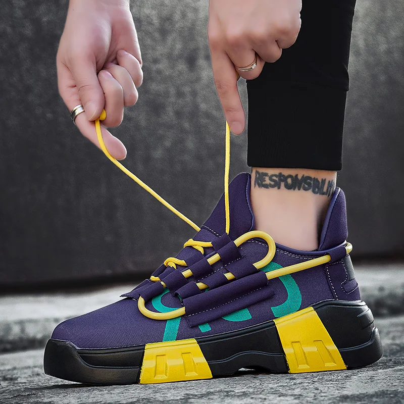 早い者勝ち　新品YELLO ROBIN SNEAKER MULES Lサイズ YELLO / ROBIN SNEAKER MULES