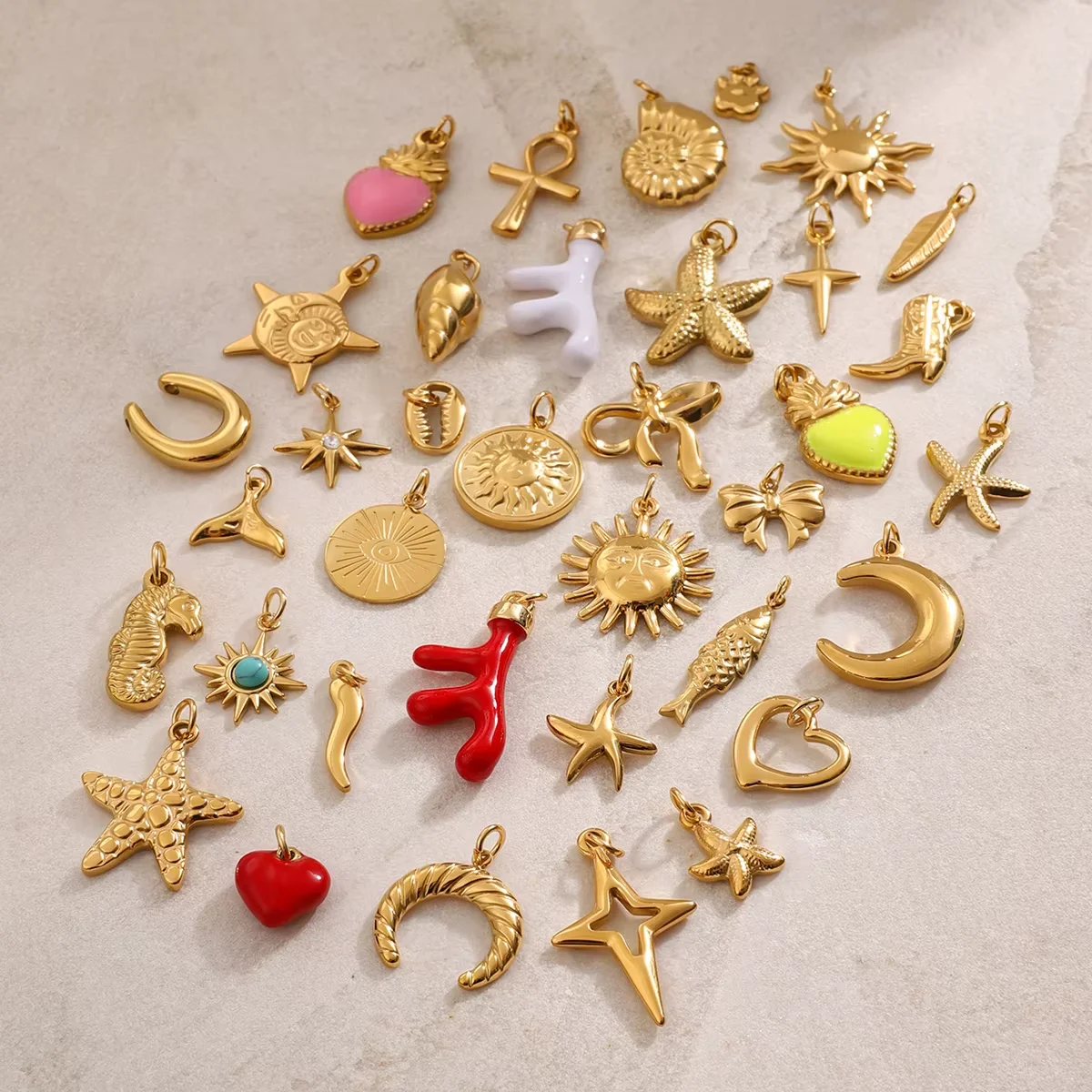 J&D Designer Custom Stainless Steel Jewelry Fashion Jewelry Pendant Gold Jewelry Suitable for Bracelet Making  DIY Charm