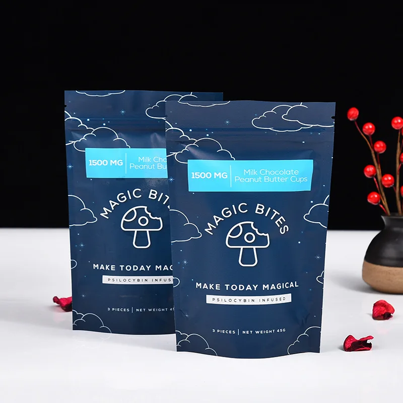 Customized Stand Up Bags Are Used For Packaging Food,Nuts,Candy,Etc