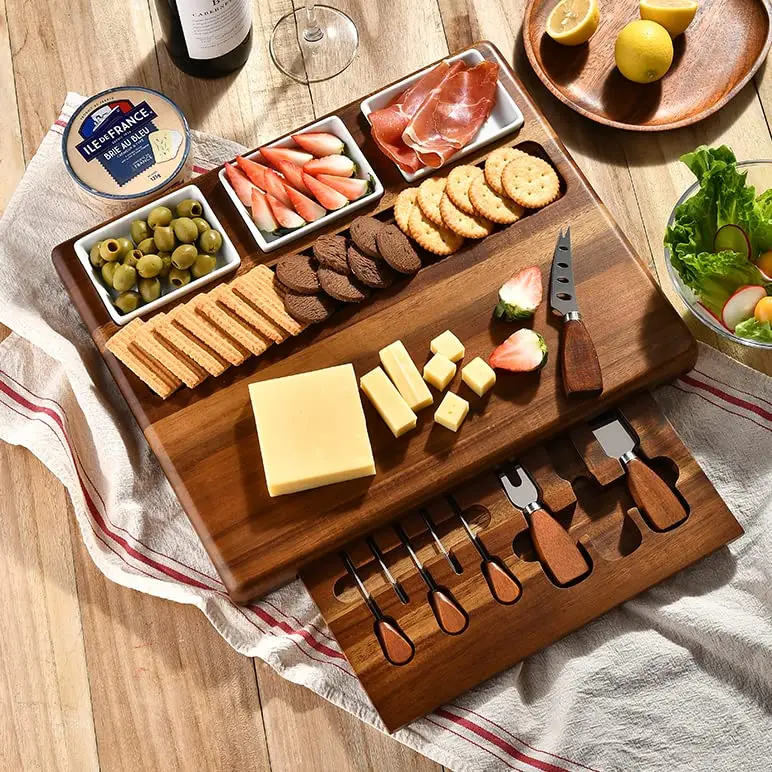 Advanced Elegant Party Kitchen Tableware Set Acacia Wood Charcoal Cheese Board 3 Removable Bamboo Ceramic Bowls Cutting Board