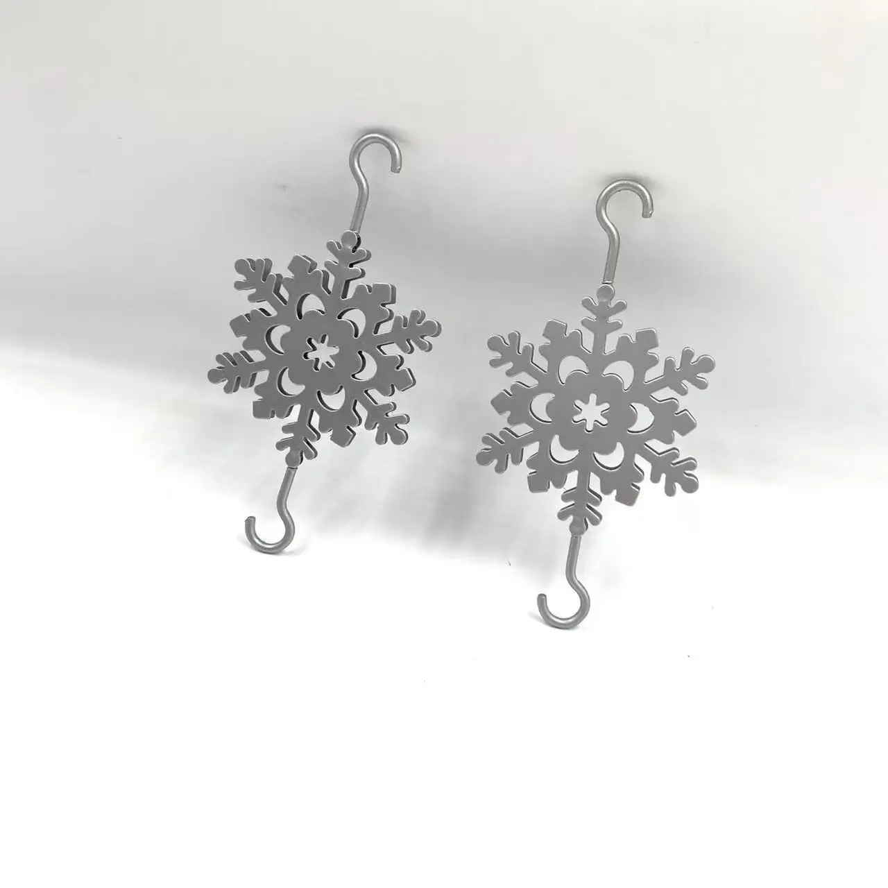 Christmas Tree Decoration Snowflake S Hook Christmas accessories Snow ornament silver novelty hooks manufacture