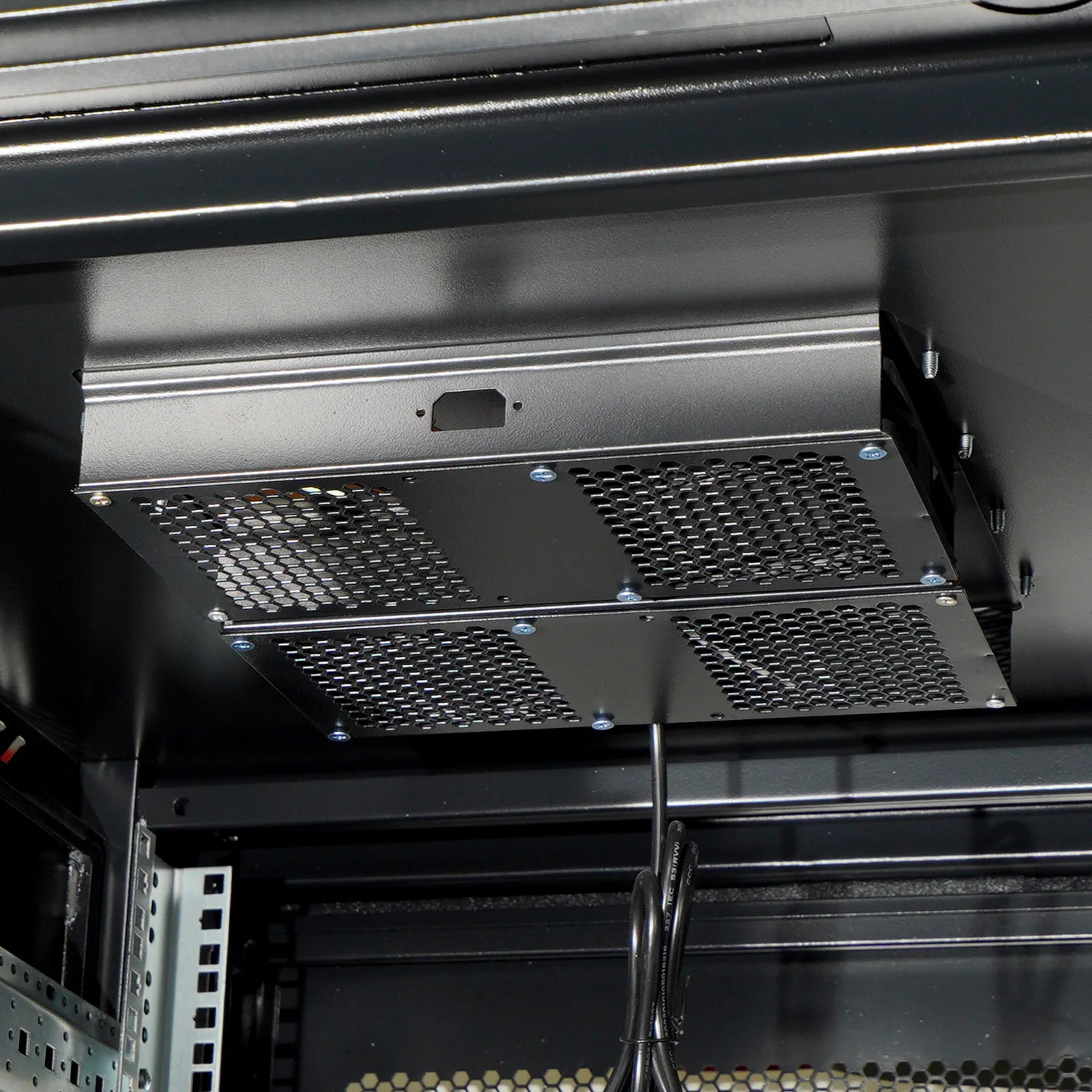 Custom 42U Metal Steel Server Rack 19-Inch Floor Standing Data Center Internet Telecom 22U 32U 18U Network Cabinet