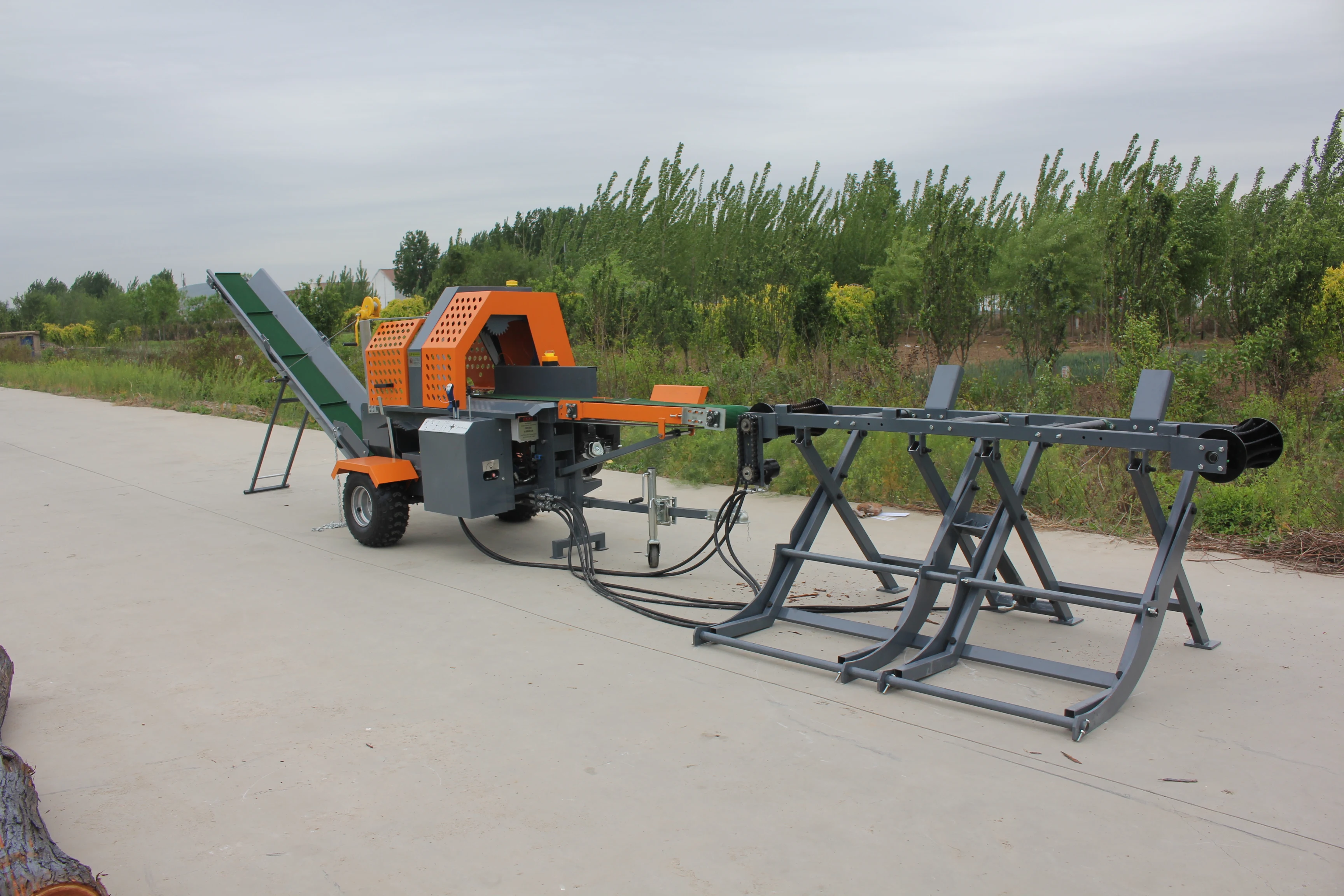 JIERUI Automatic 20T Firewood Processor Forestry Machine Hydraulic Wood Processor Wood Cutting and Splitting with Log Lifter