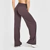 pantalones acampanados marrones