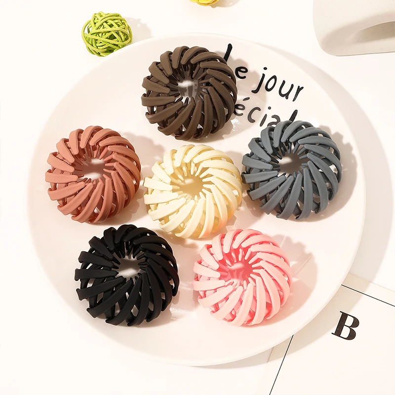 New Arrival Bird Nest Magic Expandable Thick Hair Ponytail Holder Matte Flocking Hair Bun Maker Claws Clips for Women Girls