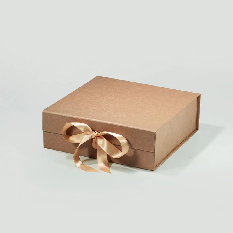 Customize Retail Store square Kraft Paper Gift Product Packaging Boxes with Magnetic Lid