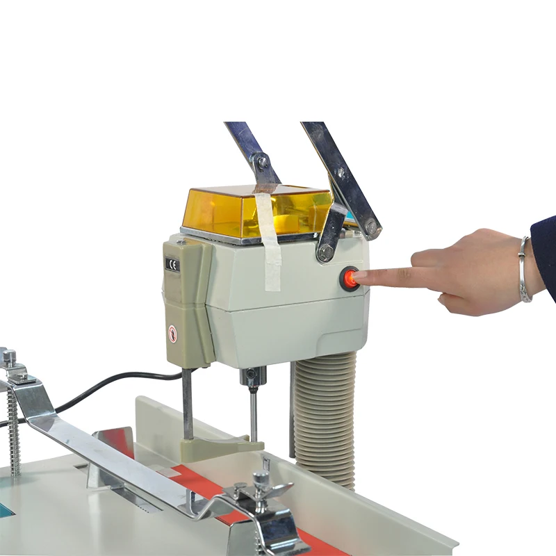 Устройство для пробивки отверстий в бумаге устройство блокнота рабочего стола 3-8 мм