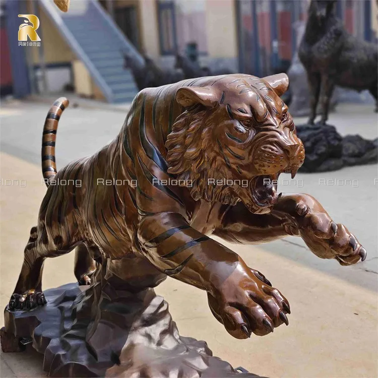 ブロンズ製トラの彫刻　bronze tiger statue Bronze Tiger Statues - Customized Bengal Brass for Sale