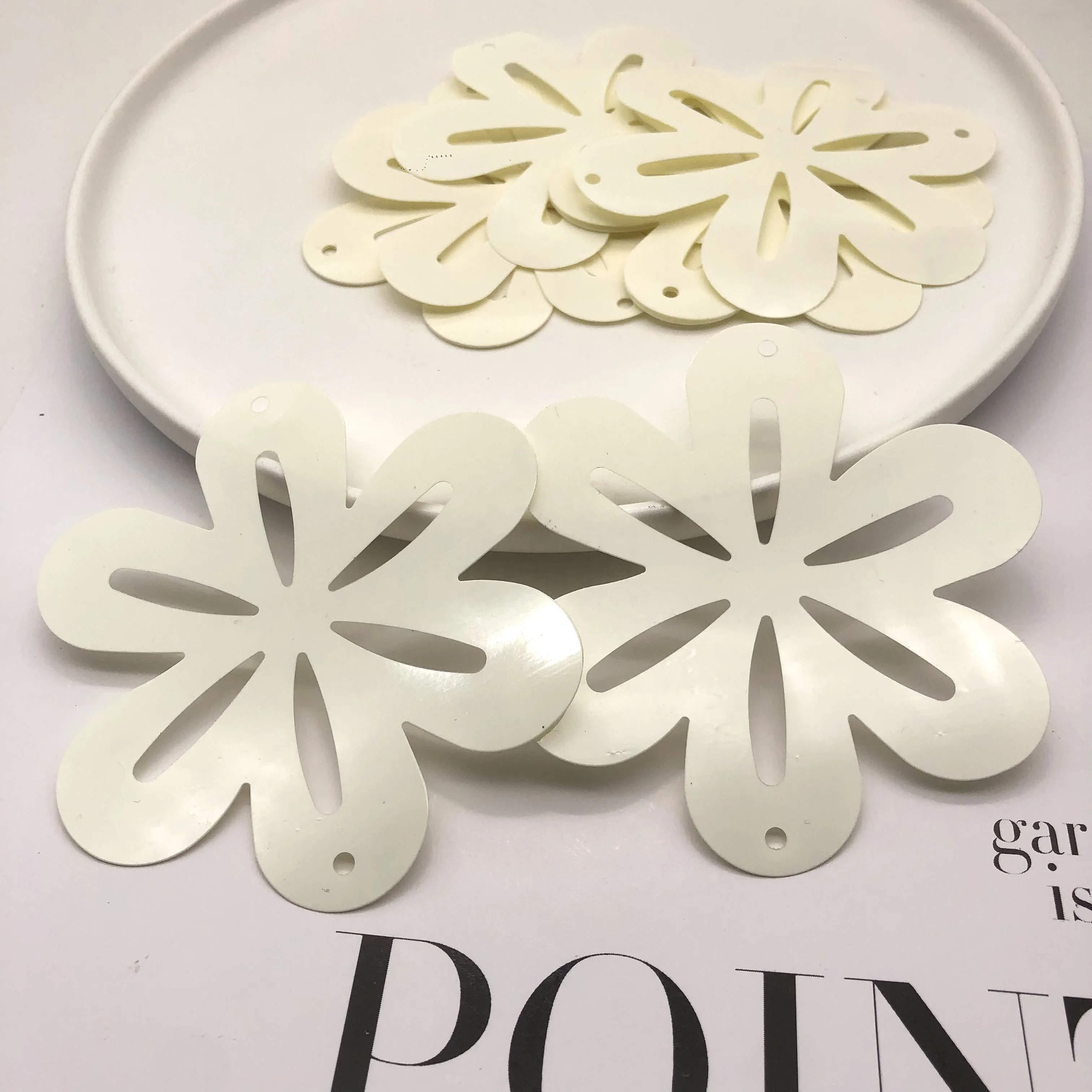 Оптовая продажа, пайетки из ПВХ с большими блестками, 60 мм, для аксессуаров для одежды