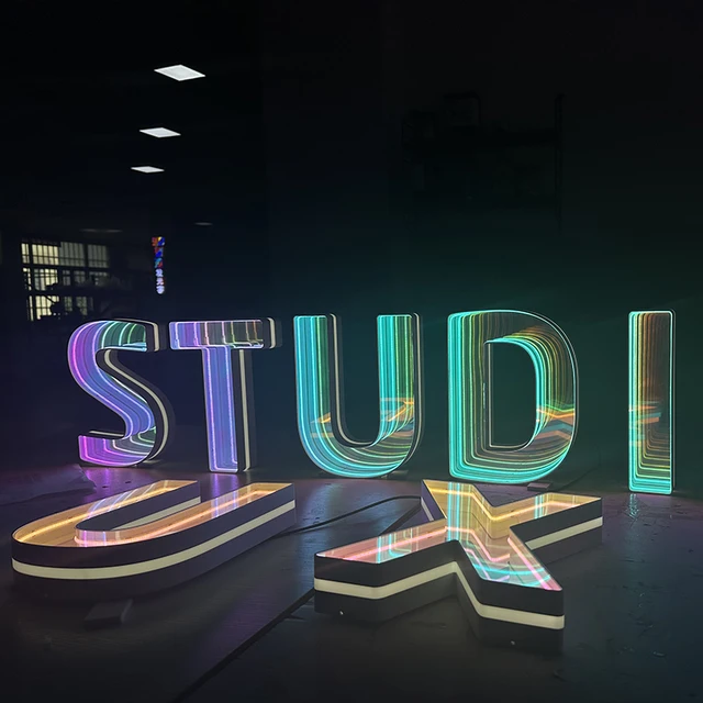 Custom 3d Led Infinite Mirror Sign Abyss Mirror Neon Infinity Wall Mirror Outdoor Indoor Colorful Multilayer with High Quality