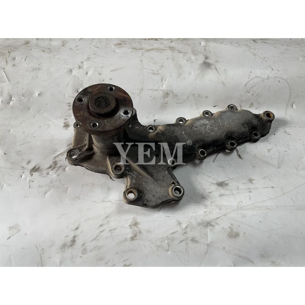 For Kubota V1902 Water Pump Excavator Engine Engine Parts Factory