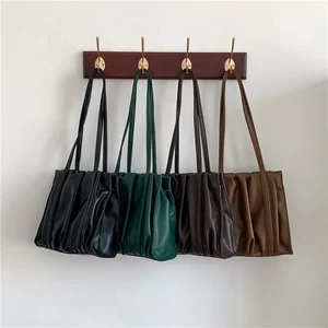 Custom Guangzhou Ladies High Quality Pu Leather New Fashion Retro Women's Tote Bags Shoulder Bag