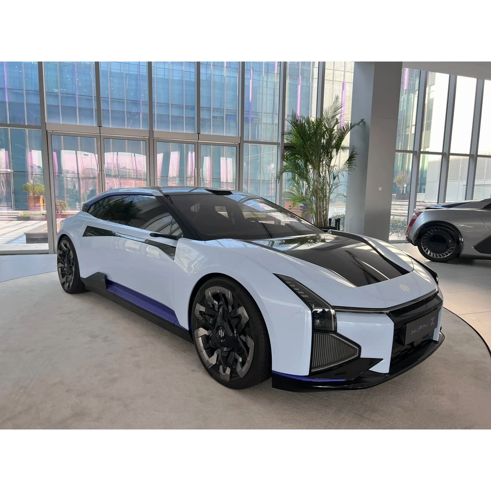 Gaohe Hiphiz Sports Voiture Hiphi Z Sedan 4 5 Seater Electric Car 2022