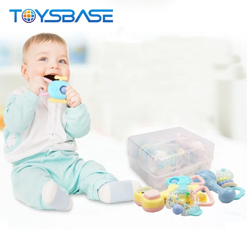 Оптовая продажа пластиковых новорожденных пожимая детские руки игрушка-погремушка