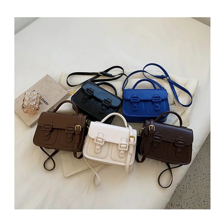 Los 8 bolsos de lujo que serán tendencia en primavera 2022 | Vanity Fair