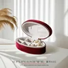 Elegante rojo de gran tamaño
