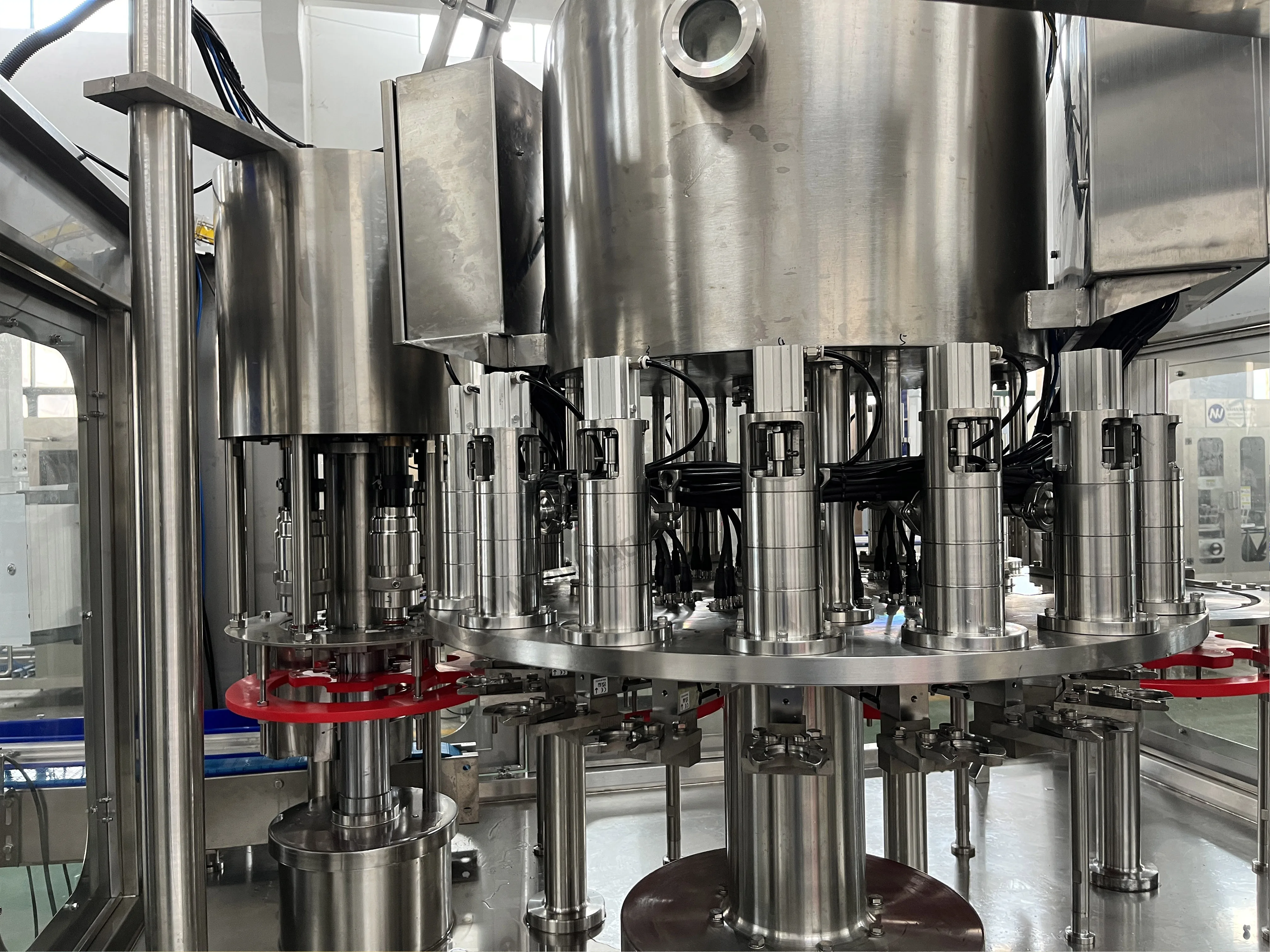 Automatic Oil Bottling Line Palm Vegetable Edible Cooking Oil Filling Machine supplier