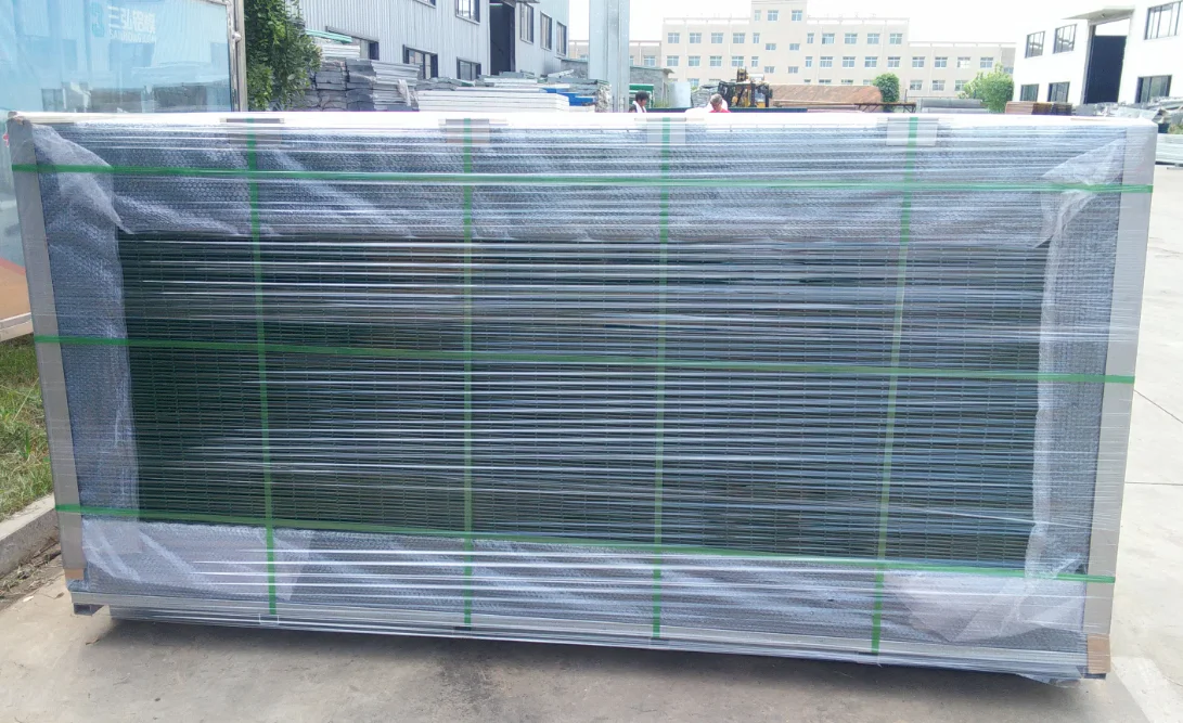 product cheap price factory sale wrought iron decorative powder coated welded wire mesh fence panels 3d folds wire mesh fence-10