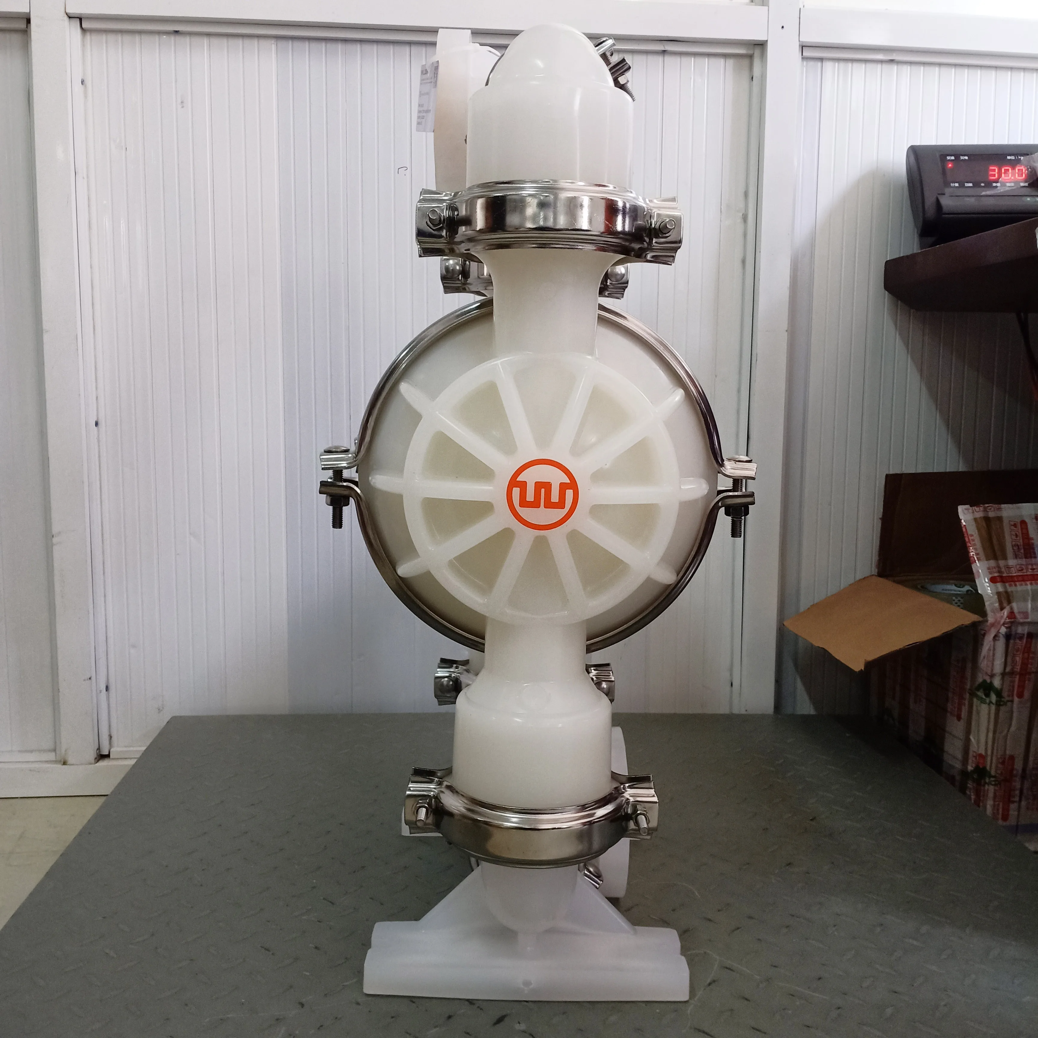 diaphragm pump TZ8 2inch pneumatic diaphragm pumps with santoprene wilden diaphragm pumps details