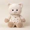 Run-run-chat en robe blanche
