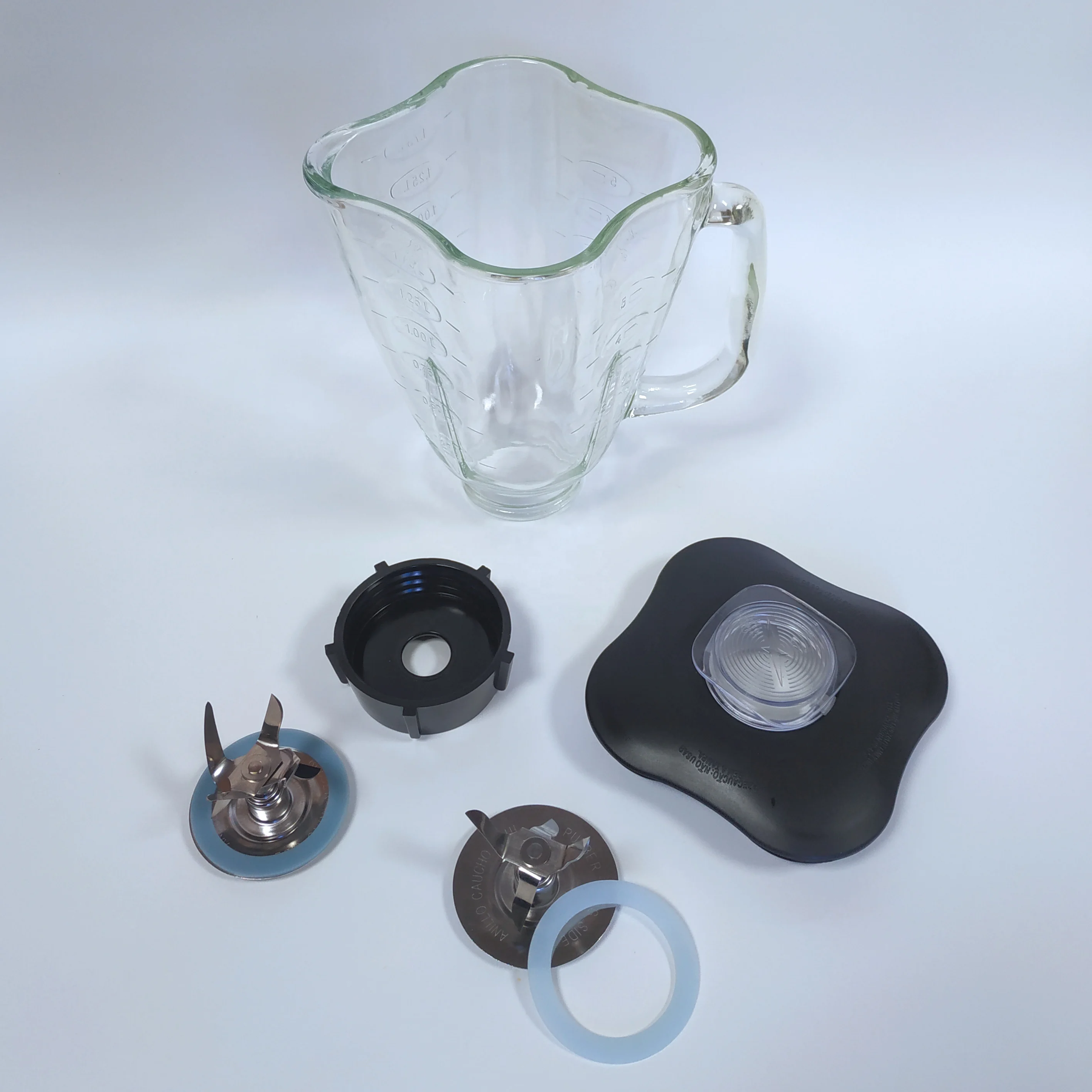 Oster 124461-000-000 Round Glass Blender Jar, 5 Opening