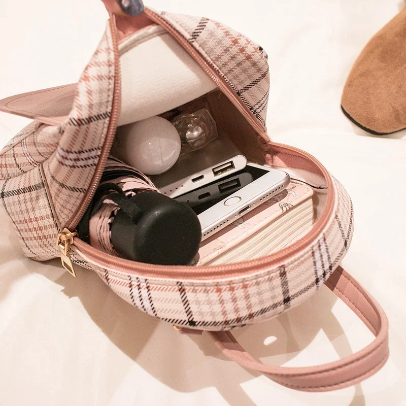 celebrity mini backpacks Springtime Brings All The Best Celebs (and Their Bags) Out Of Hibernation