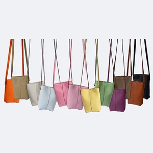 Wholesale 2026 Portable Fashion Lady Messenger Mobile Phone Bag Causal Retro Genuine Leather Small Mini Crossbody Bag for Women