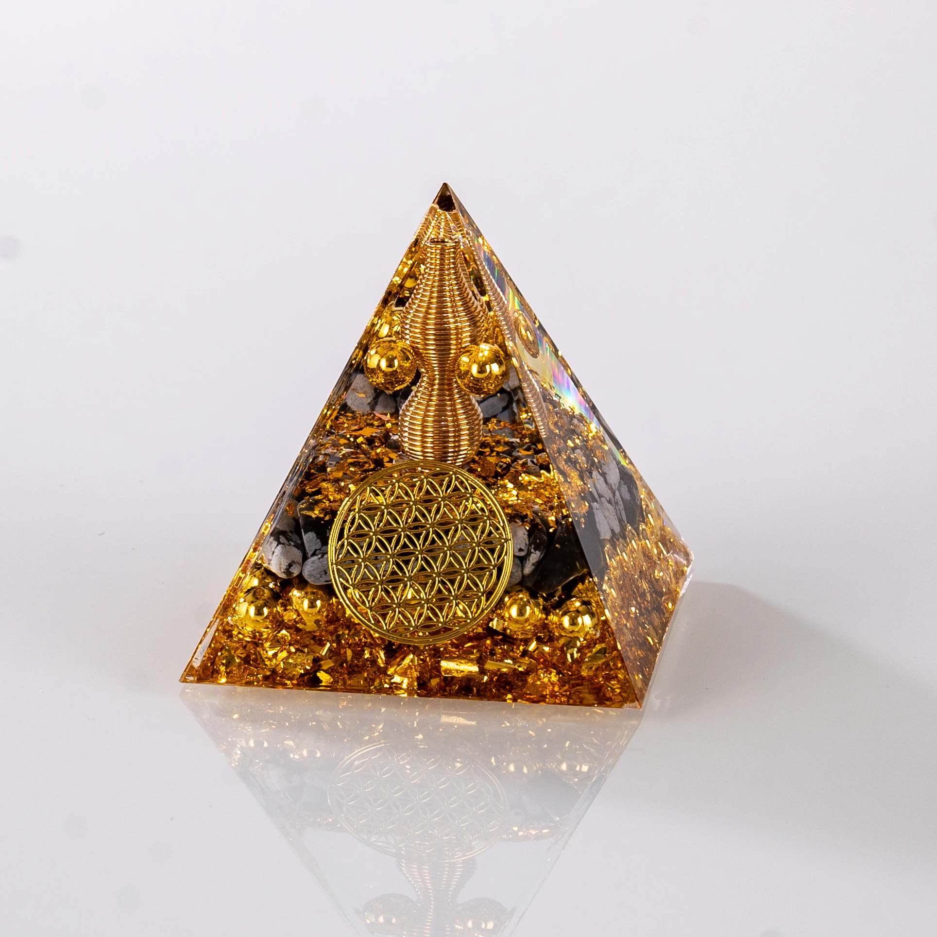 Hot Sale Crystal Energy Pyramid Figurine New Home Office Desktop Decoration Honor Themed Drip Gum Resin Craft Healing Broken details