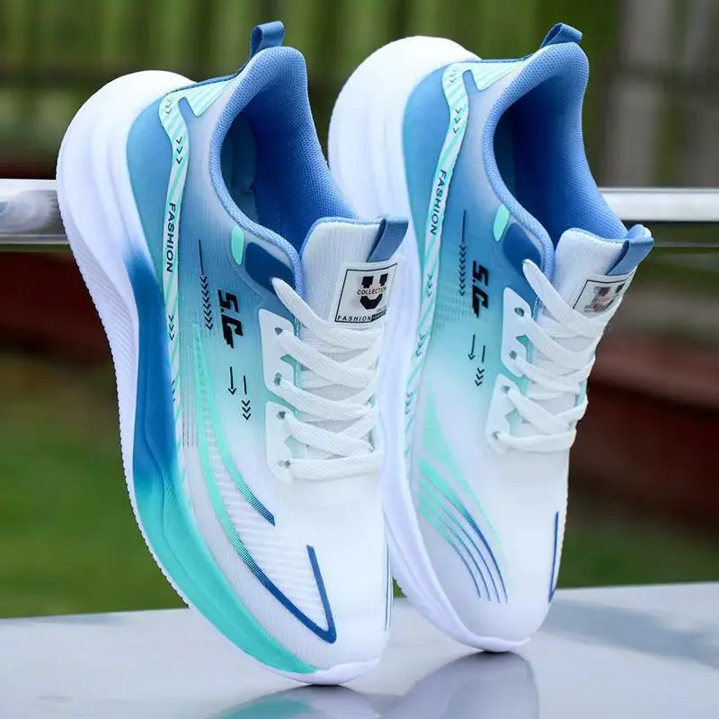 Wholesale Summer Breathable Men's Casual Shoes Sports Shoes