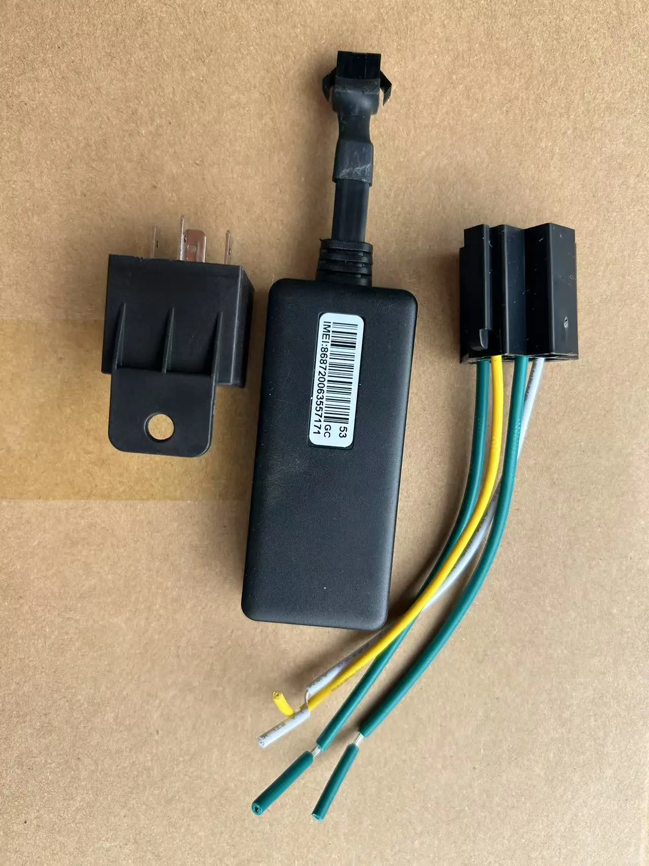 GPS Tracking Device Gps C32 Multifunctional Control Smart Vehicle Gps tracker