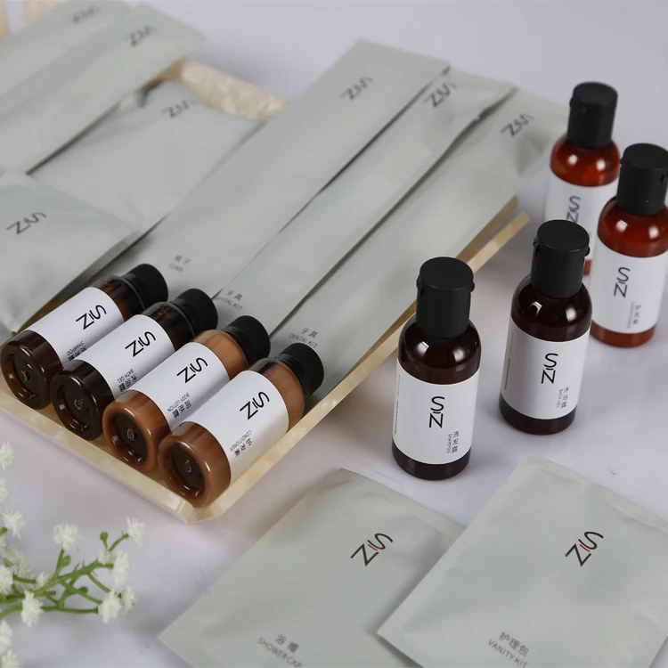 Free Sample Low MOQ Eco Friendly Custom Spa Hotel Guestroom Toiletries Amenities Set Supplies Pack