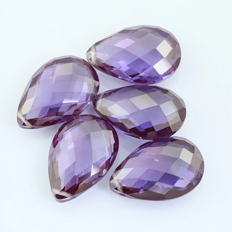 白玉　天然アレキサンドライト アレキサンドライト #46中国工場卸売色変更ノーカットコランダム