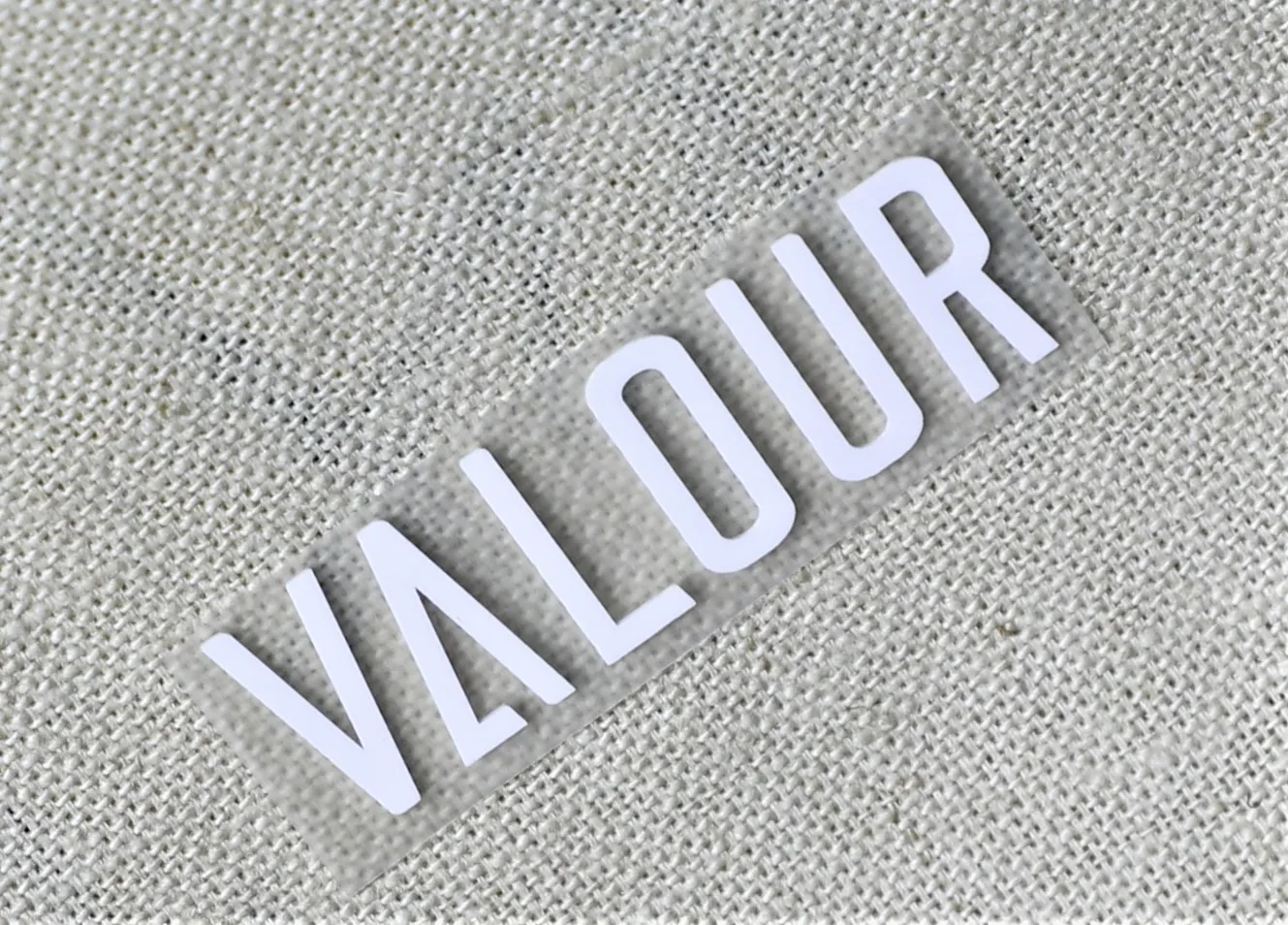 Customized Silicone Heat Transfer Labels 0.3-1mm Thickness Plate 2D Garment Main Labels Used for Clothing Bags and Head Ware
