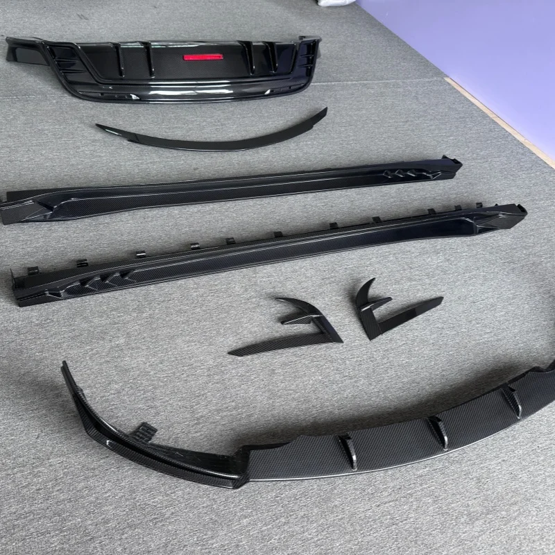 Kit de Carroceria Pequeno para Tesla Model Y foto 2