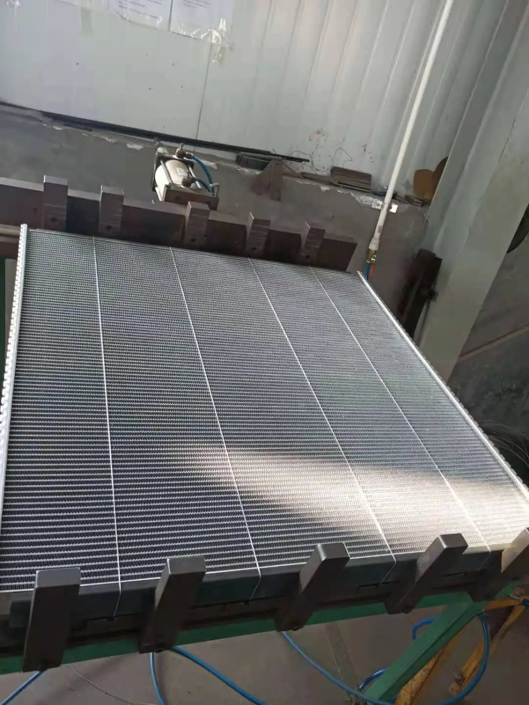 Hitachi Excavator EX120-5 Radiator - Durable & Efficient