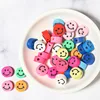 Visage de sourire multi de couleurs
