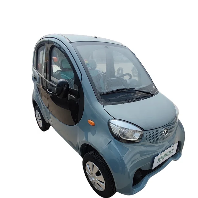 Mini Electric Car for Adults and Elderly New Energy Vehicle with EEC Certification