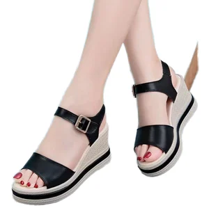 Women's Fashion Summer Open and Peep Toe Sandals Sporty Style Height Increasing Wedges for Outdoor Use with PU and PVC Insoles